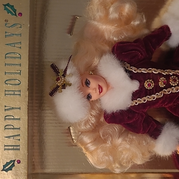 Happy Holidays, Barbie Special Edition Hallmark 1996. NIB. Vintage - Picture 4 of 6